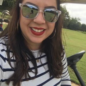 Meet your Posher, Anna